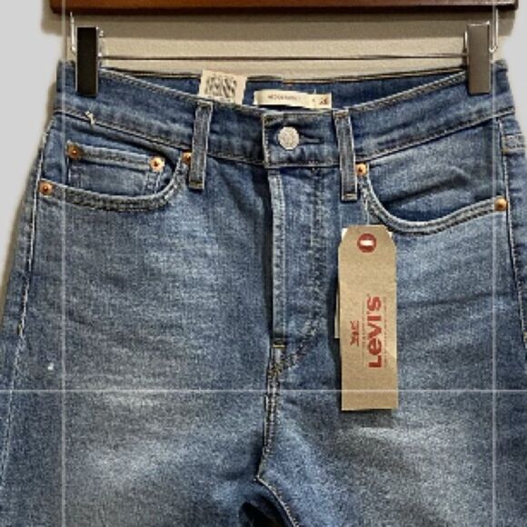 Levi's NWT Wedgie Skinny High Rise Raw Hem Denim Jeans 28 - Picture 3 of 12